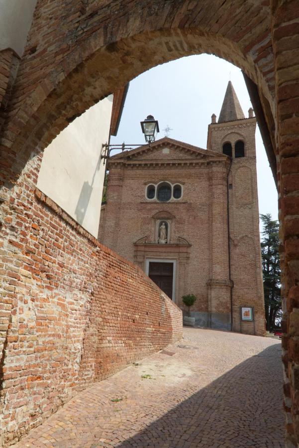 Foresteria Ristorante Conti Roero Monticello d'Alba Exterior photo